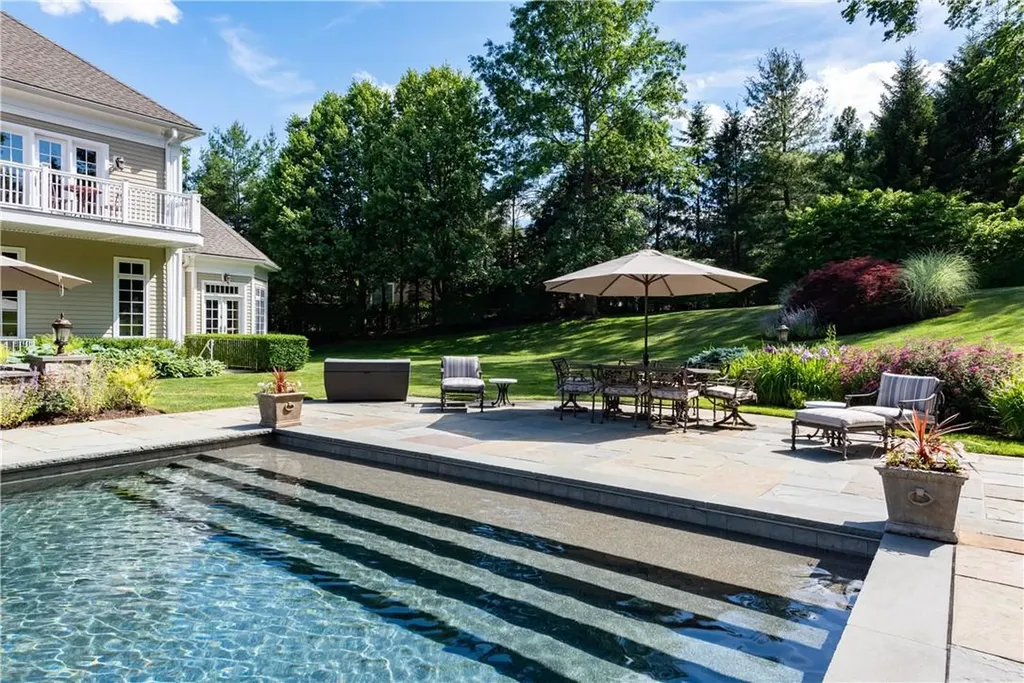 7 Fox Run Purchase NY 10577