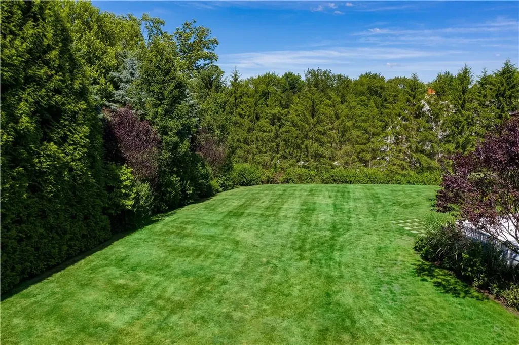 7 Fox Run Purchase NY 10577