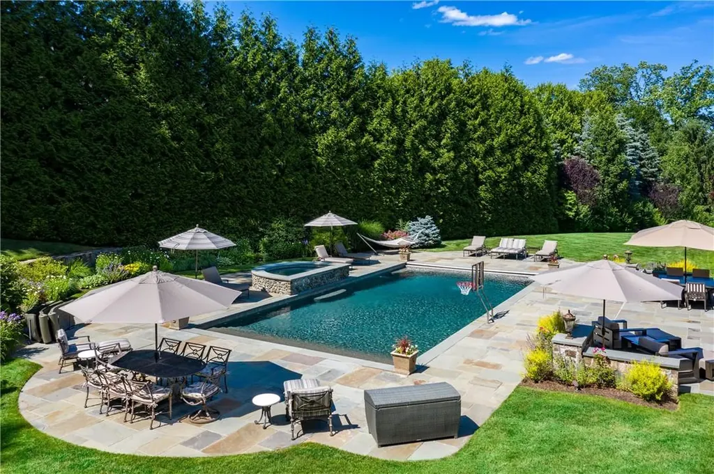 7 Fox Run Purchase NY 10577