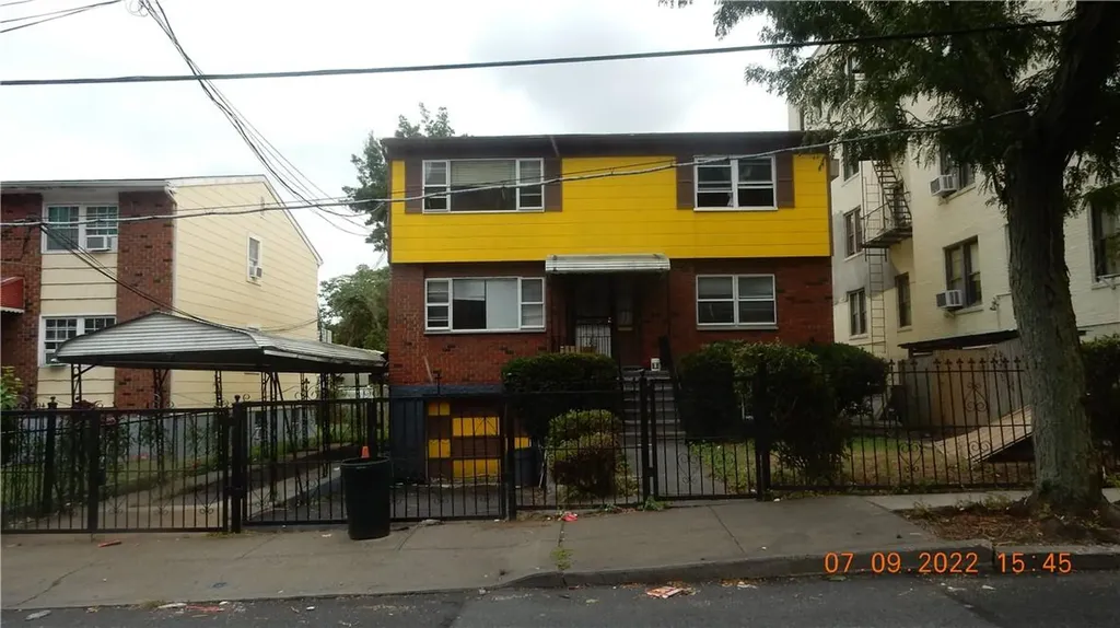 124 E 4th Street Mount Vernon NY 10550