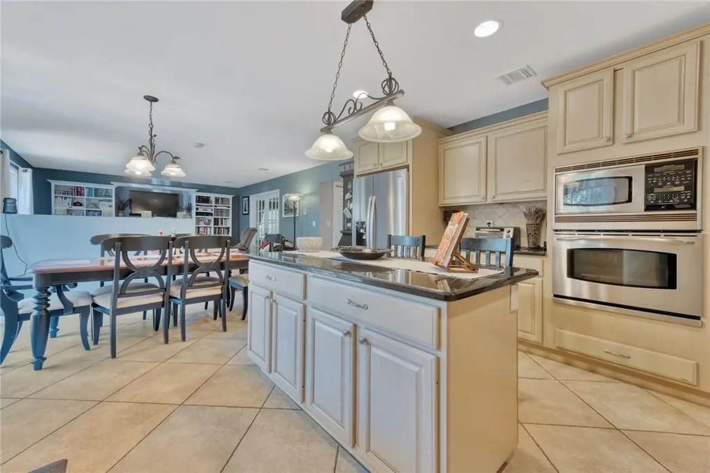 157 Schweizer Lane Bardonia NY 10954