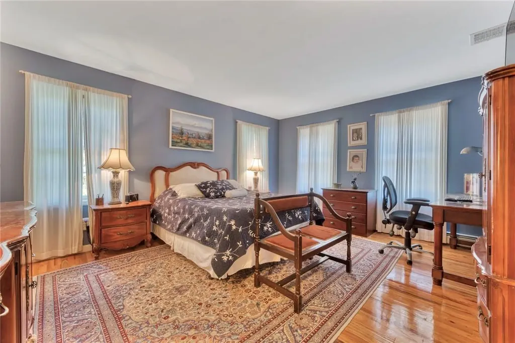 157 Schweizer Lane Bardonia NY 10954