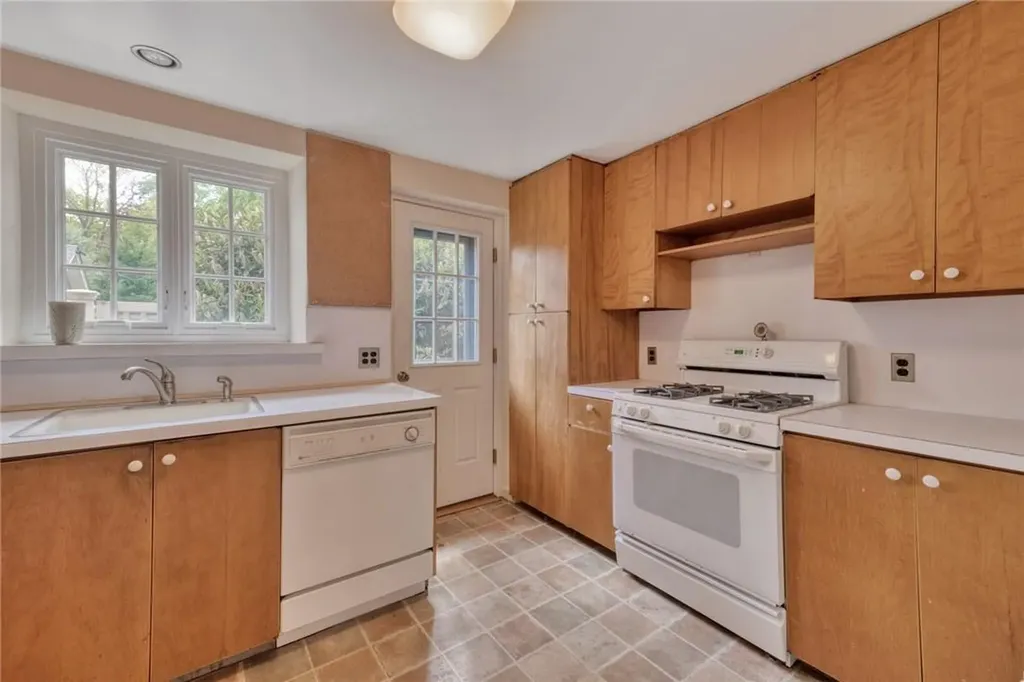 24 River Road Nyack NY 10960