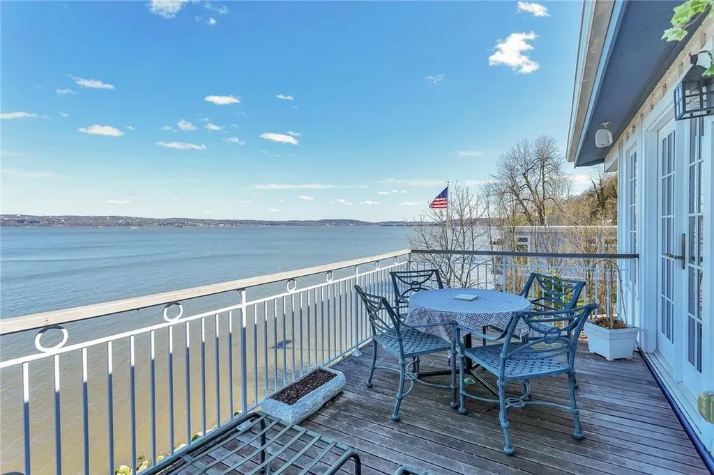 88 River Road Nyack NY 10960