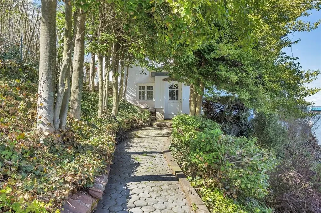 88 River Road Nyack NY 10960