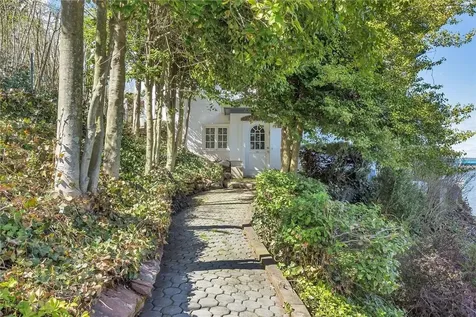 88 River Road Nyack NY 10960