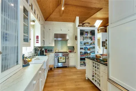 88 River Road Nyack NY 10960