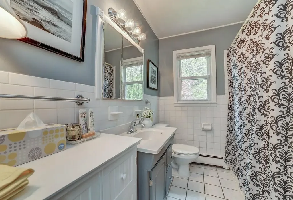 17 Maplewood Boulevard Suffern NY 10901