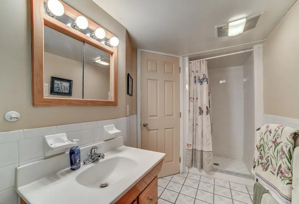 17 Maplewood Boulevard Suffern NY 10901