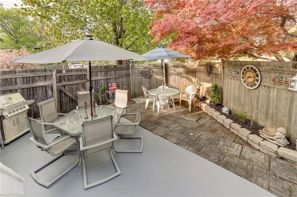 17 Maplewood Boulevard Suffern NY 10901