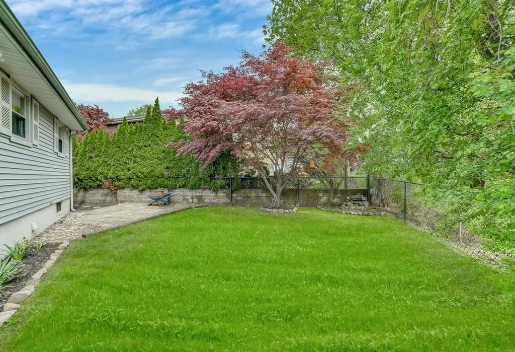 17 Maplewood Boulevard Suffern NY 10901