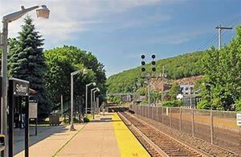 17 Maplewood Boulevard Suffern NY 10901