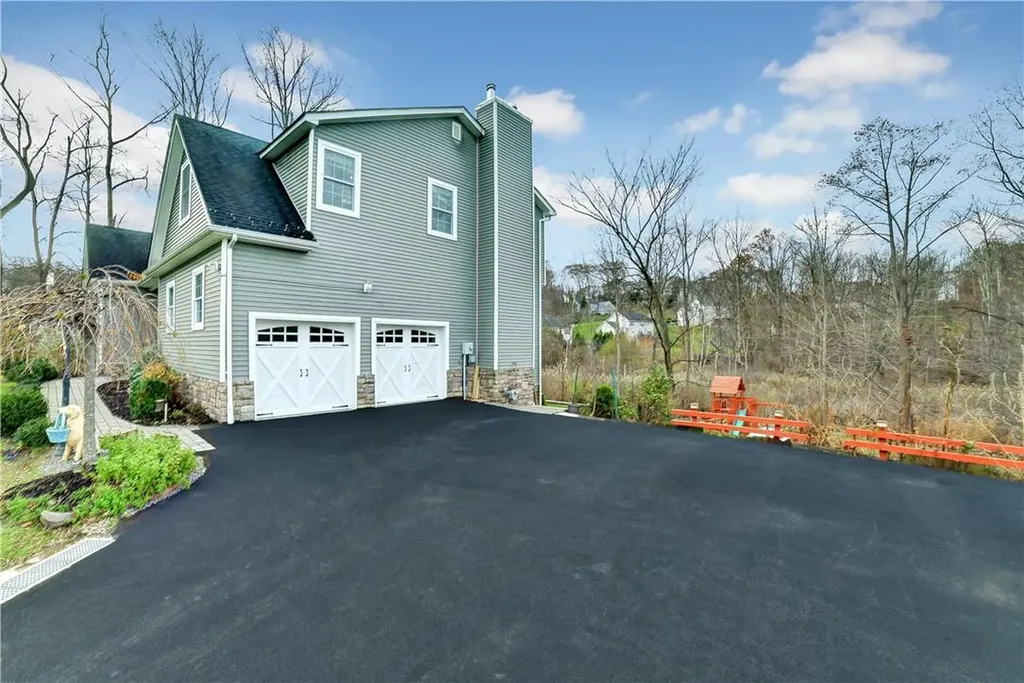 9 Mountain Park Road Monroe NY 10950