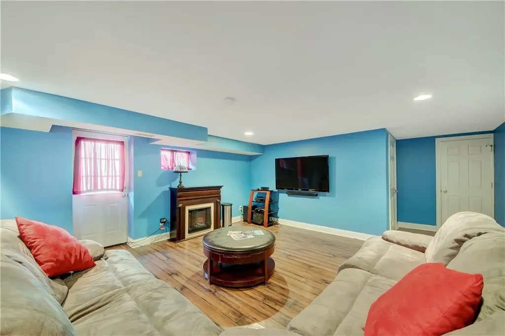 61 Lonergan Drive Suffern NY 10901