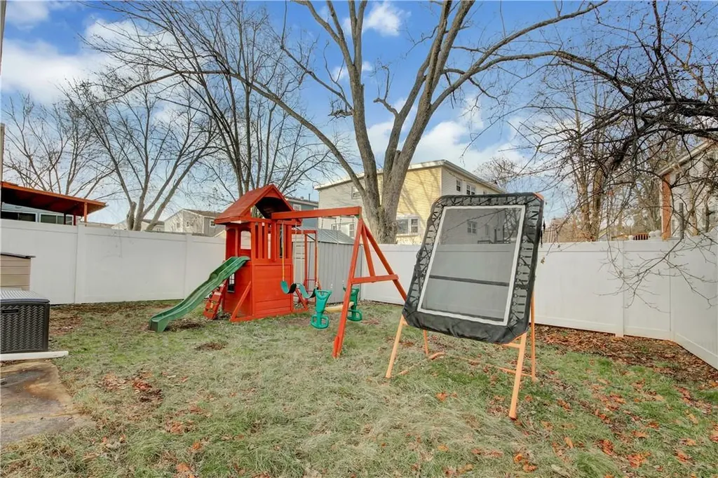 61 Lonergan Drive Suffern NY 10901