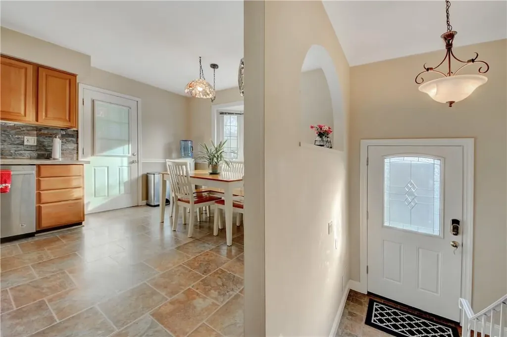 61 Lonergan Drive Suffern NY 10901
