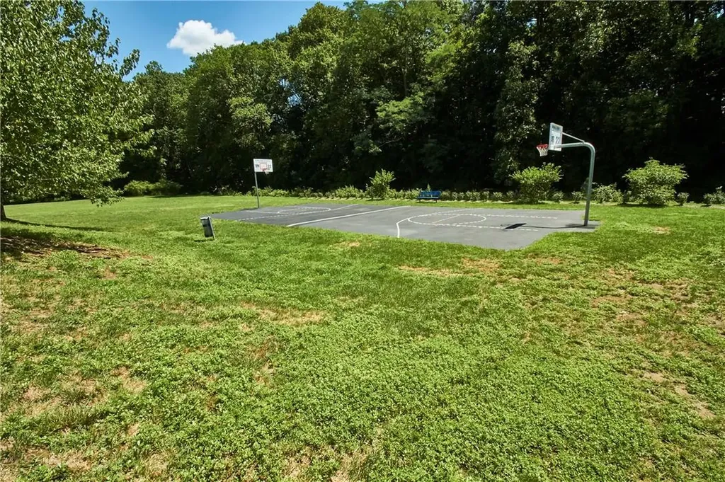 101 Lonergan Drive Suffern NY 10901