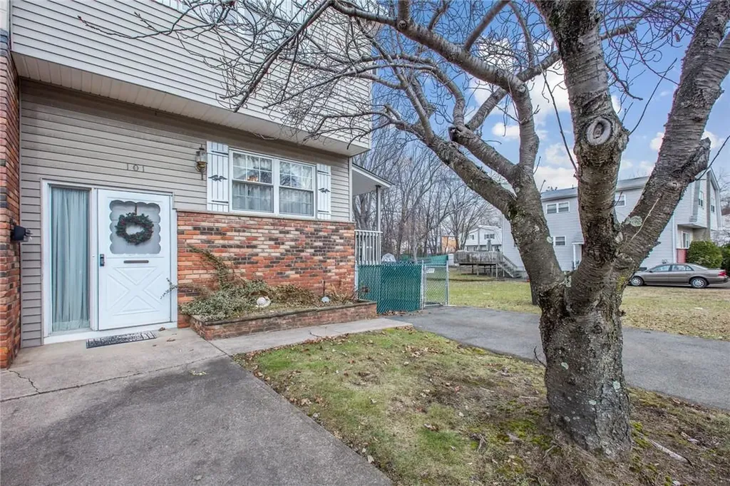 101 Lonergan Drive Suffern NY 10901