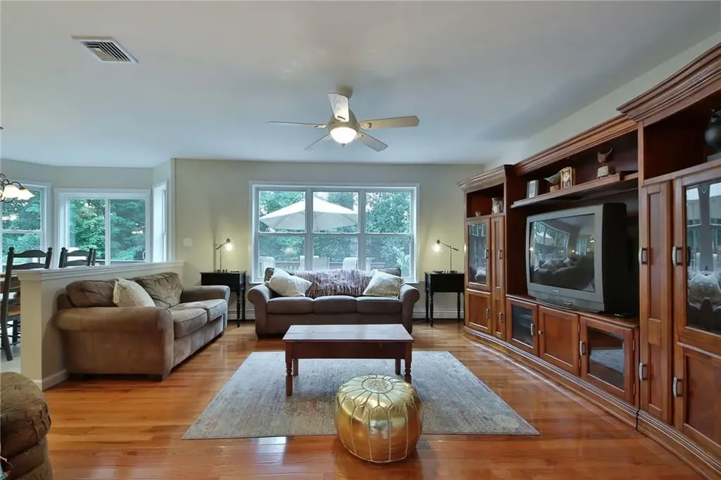 14 Seals Drive Monroe NY 10950
