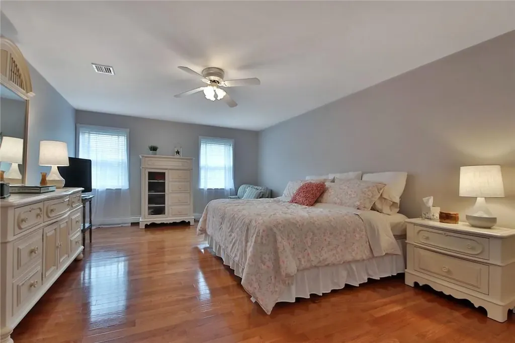 14 Seals Drive Monroe NY 10950