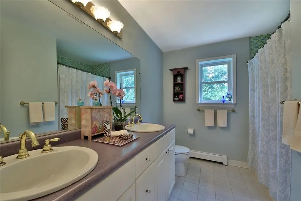 14 Seals Drive Monroe NY 10950