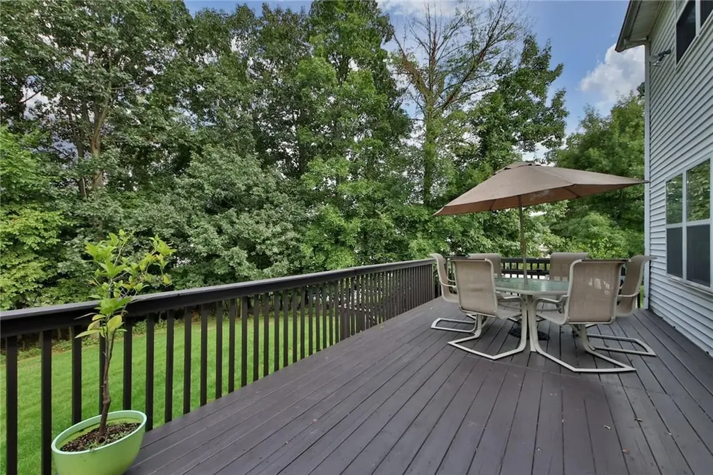 14 Seals Drive Monroe NY 10950