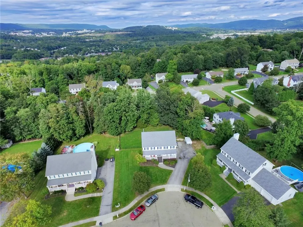 14 Seals Drive Monroe NY 10950