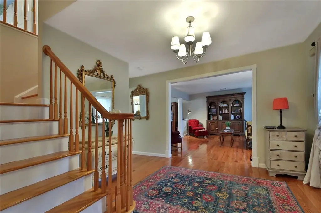 14 Seals Drive Monroe NY 10950