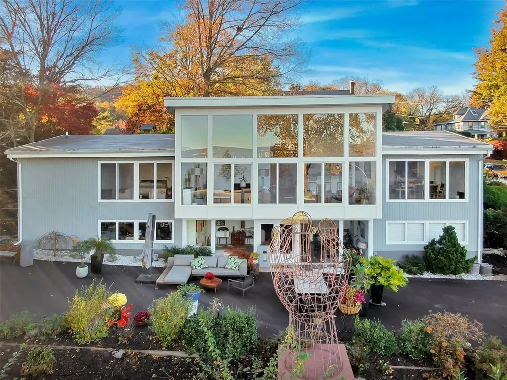 9 Edgewater Lane Nyack NY 10960