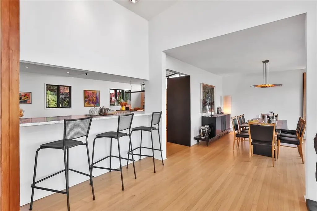 9 Edgewater Lane Nyack NY 10960