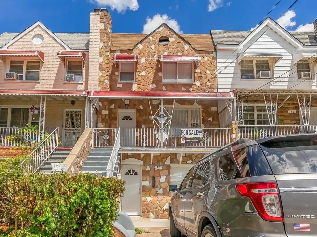 3362 Corsa Avenue Bronx NY 10469