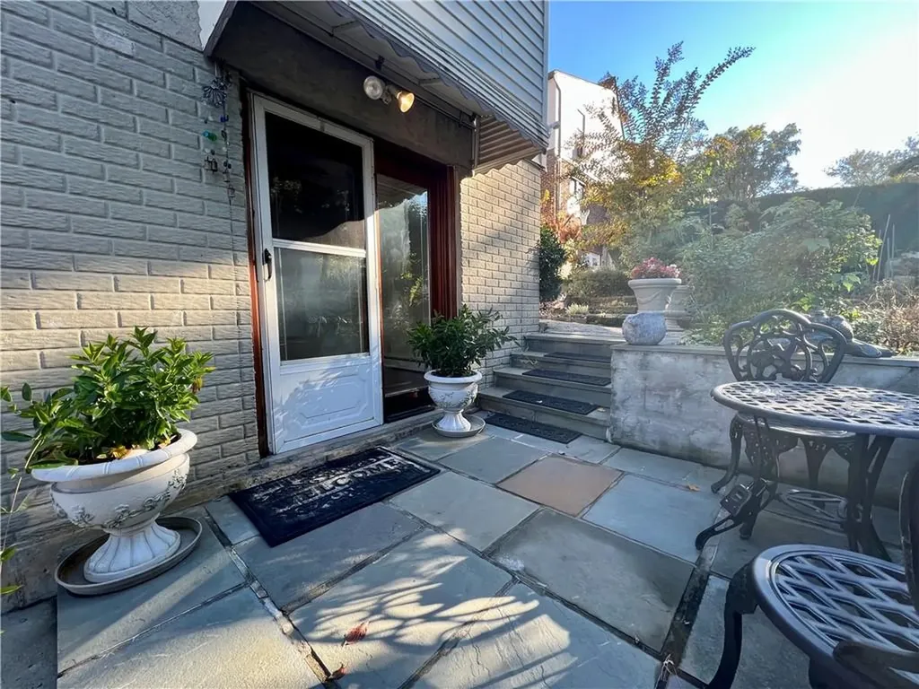 21 Woodland Terrace Yonkers NY 10701