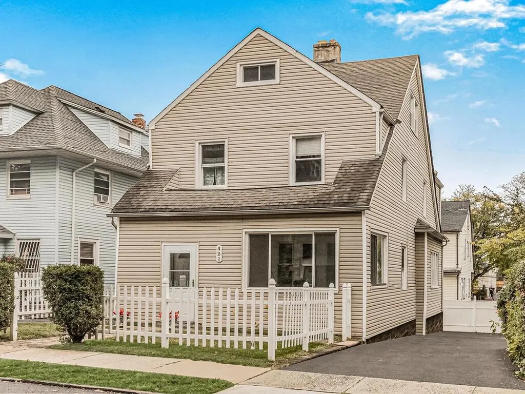 421 Nuber Avenue Mount Vernon NY 10553