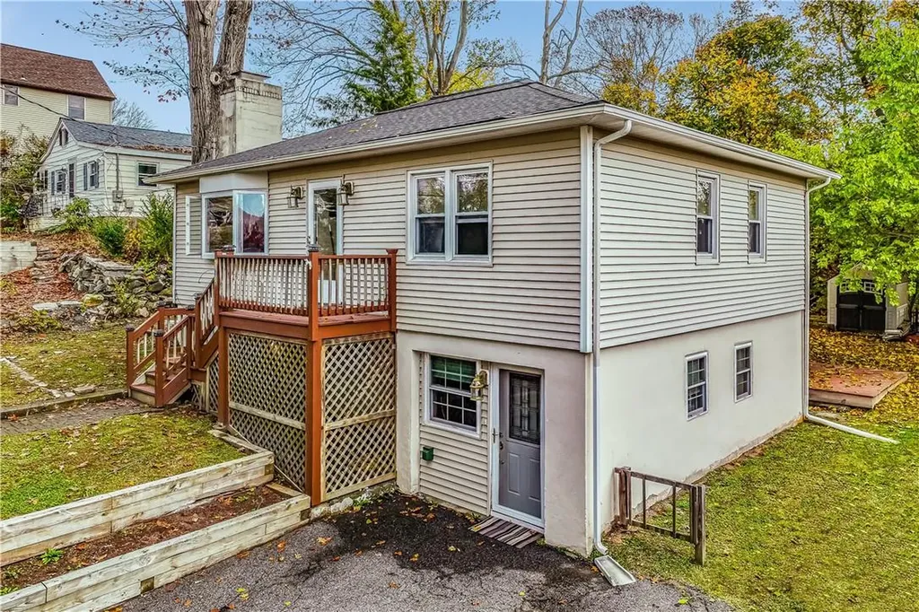 11 Darien Road Carmel NY 10512