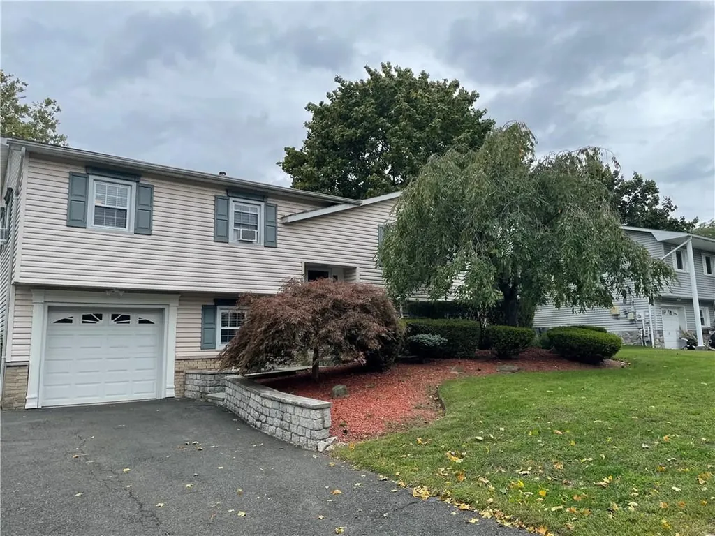 5 Ambery Lane Thiells NY 10984
