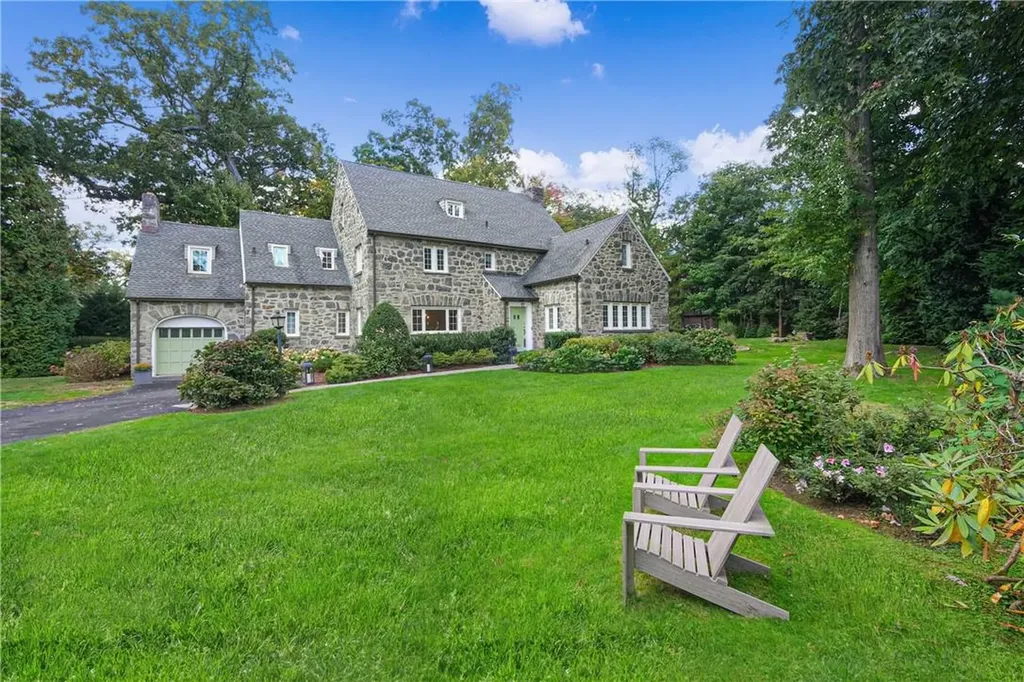 11 Ridgewood Drive Rye NY 10580