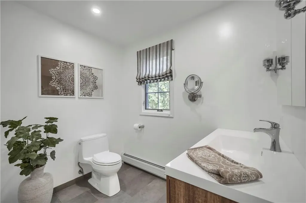 4 Bobwhite Lane West Nyack NY 10994