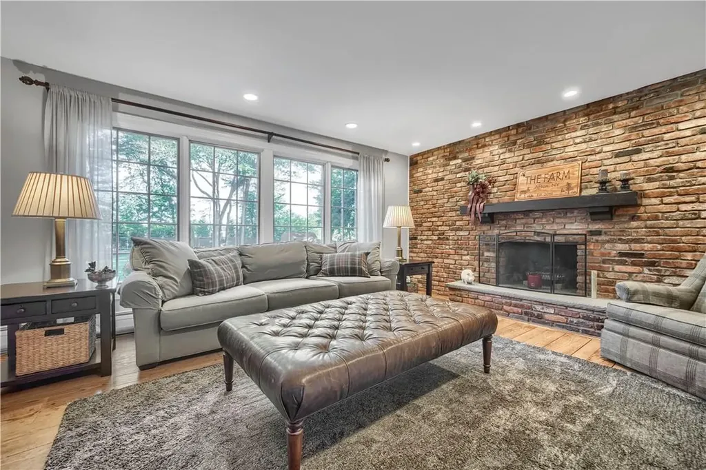 4 Bobwhite Lane West Nyack NY 10994