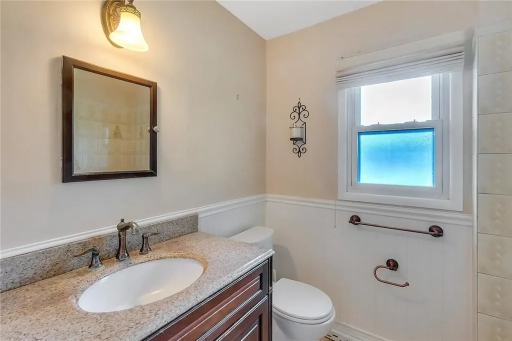 177 Charles Boulevard Valley Cottage NY 10989