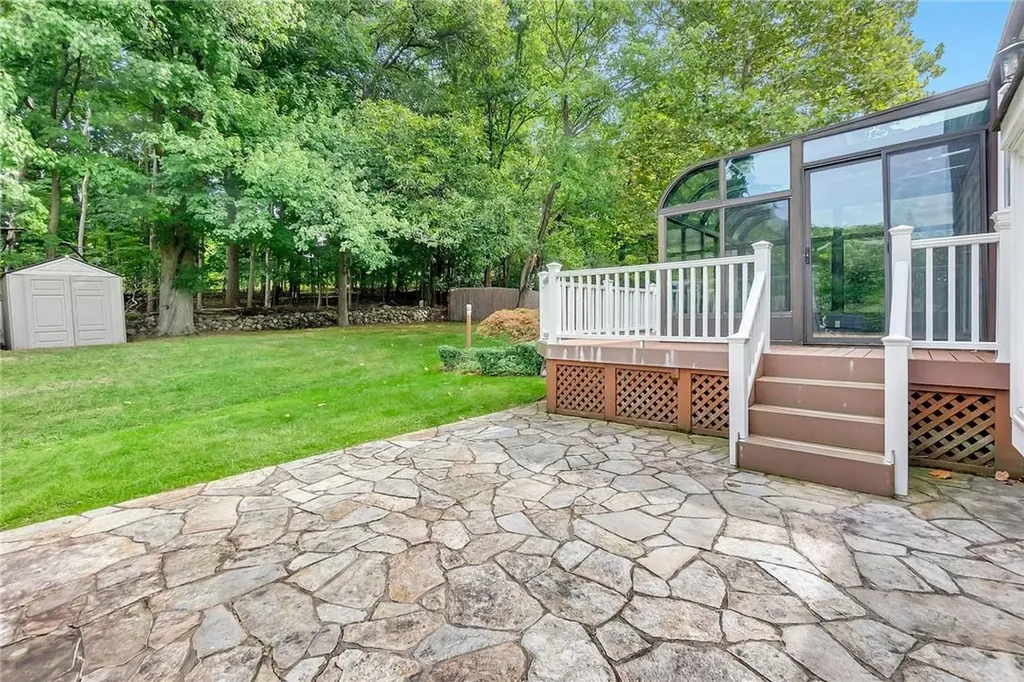 177 Charles Boulevard Valley Cottage NY 10989