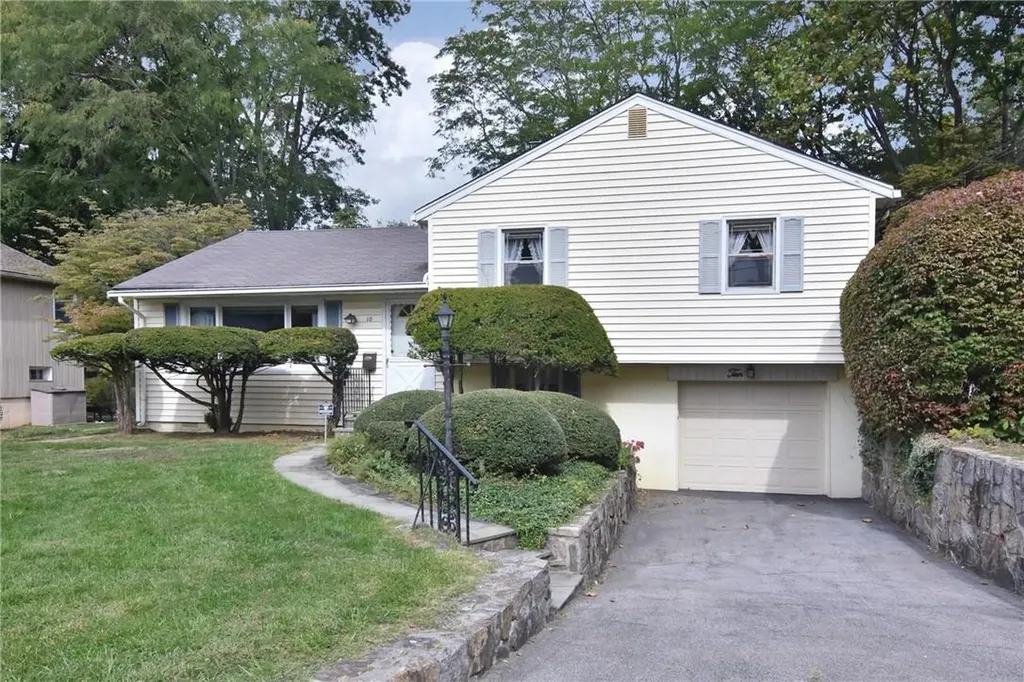10 Northway Hartsdale NY 10530