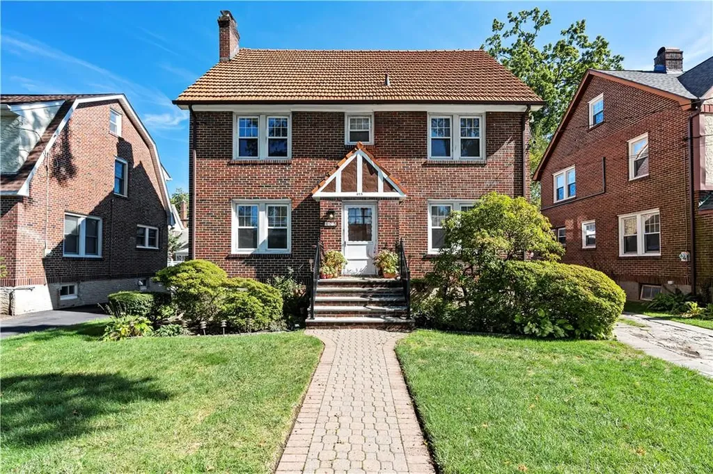425 Rich Avenue Mount Vernon NY 10552