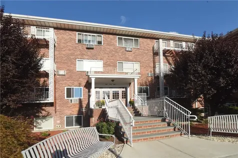 838 Pelhamdale Avenue New Rochelle NY 10801