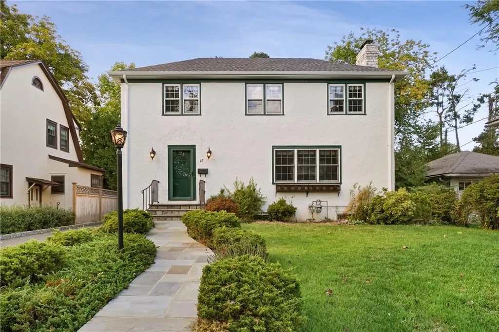 27 Sherman Avenue Dobbs Ferry NY 10522