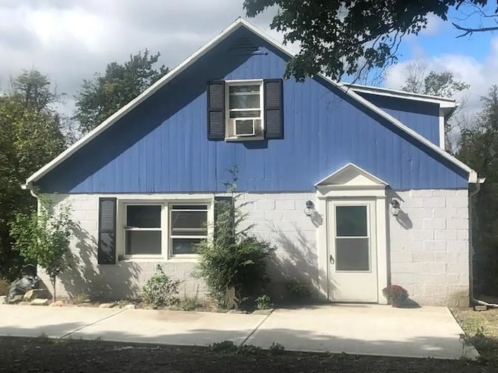 183 Howells Road Middletown NY 10940