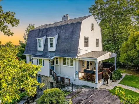 98 Rockland Avenue Yonkers NY 10705