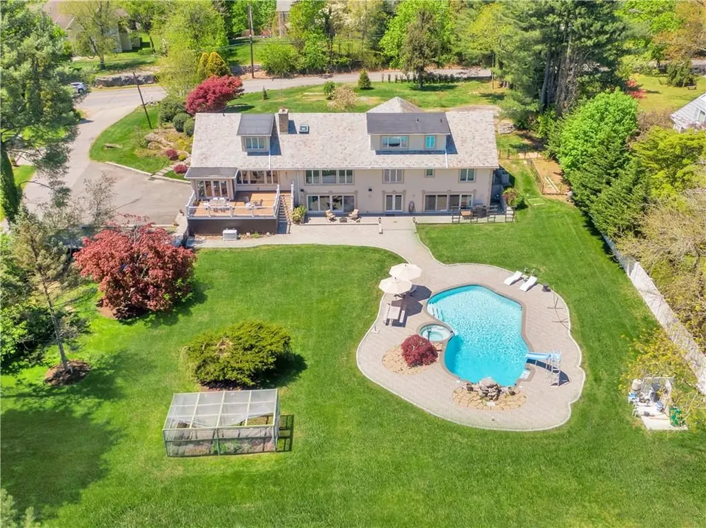 607 West Street Harrison NY 10528