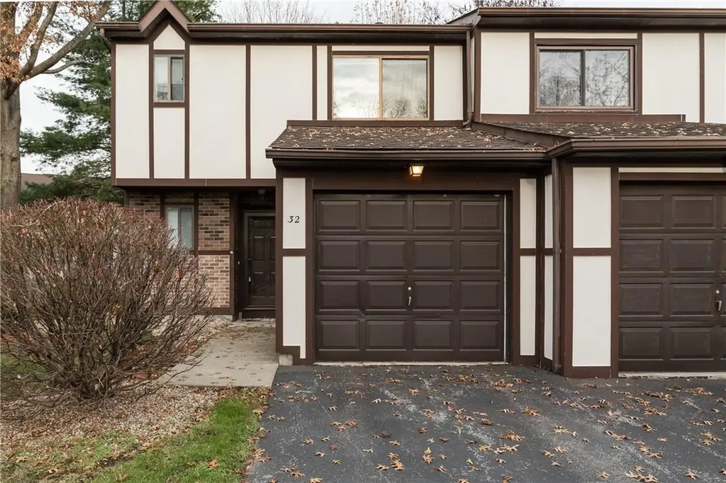 32 Sunstone Drive Poughkeepsie NY 12603