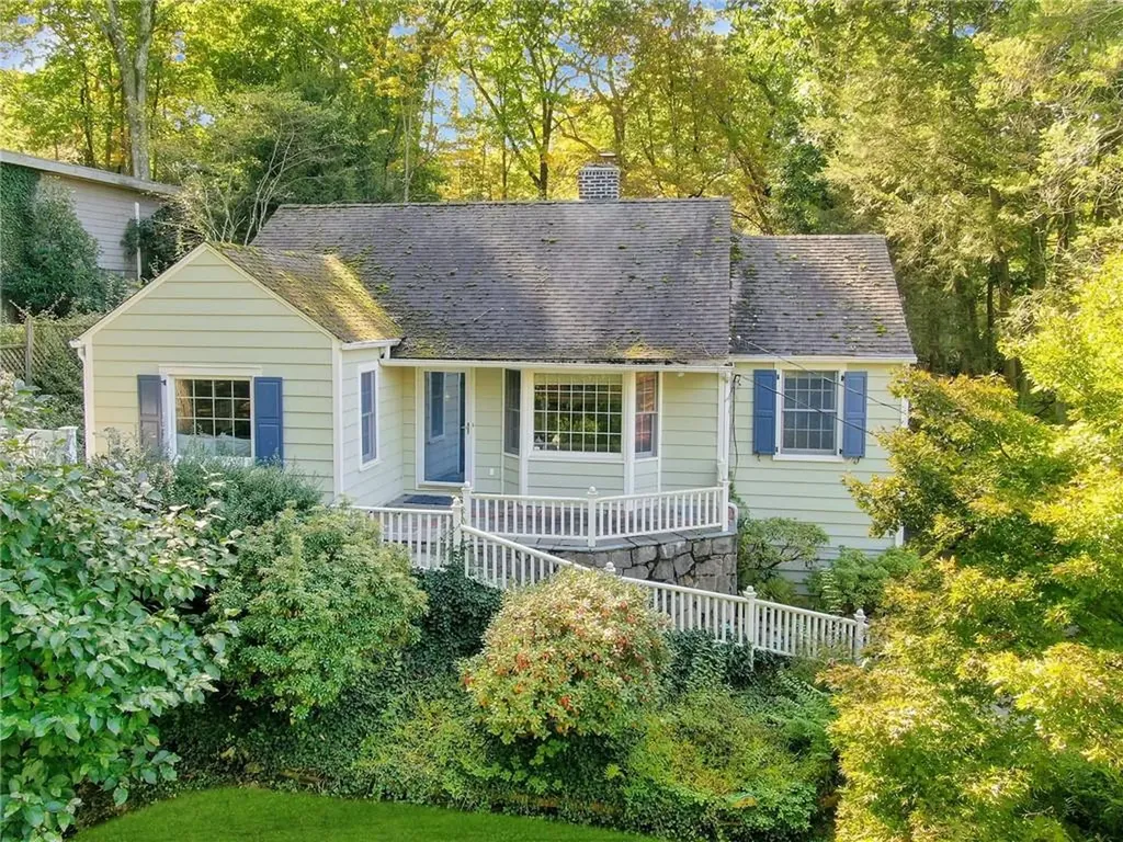 72 Laurelton Road Mount Kisco NY 10549