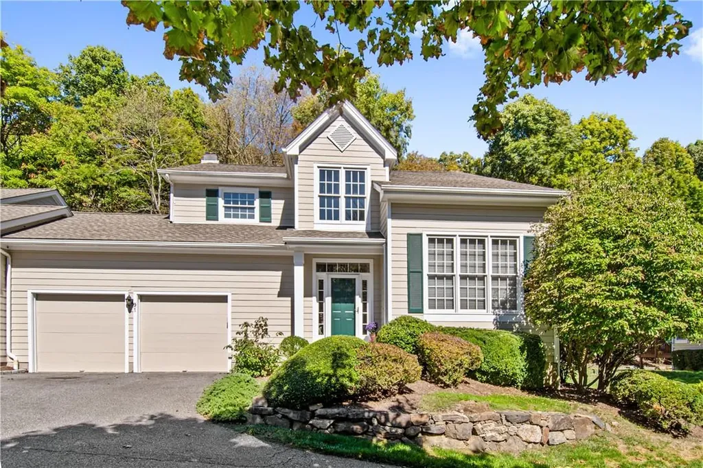 91 Summitwood Lane Mount Kisco NY 10549